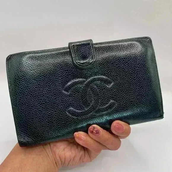 CHANEL CC Kisslock Caviar Bifold Snap Long Wallet Black Authentic - Picture 1 of 16